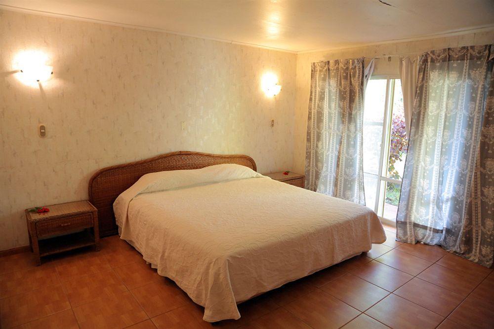 Tupa Hotel Hanga Roa Ngoại thất bức ảnh