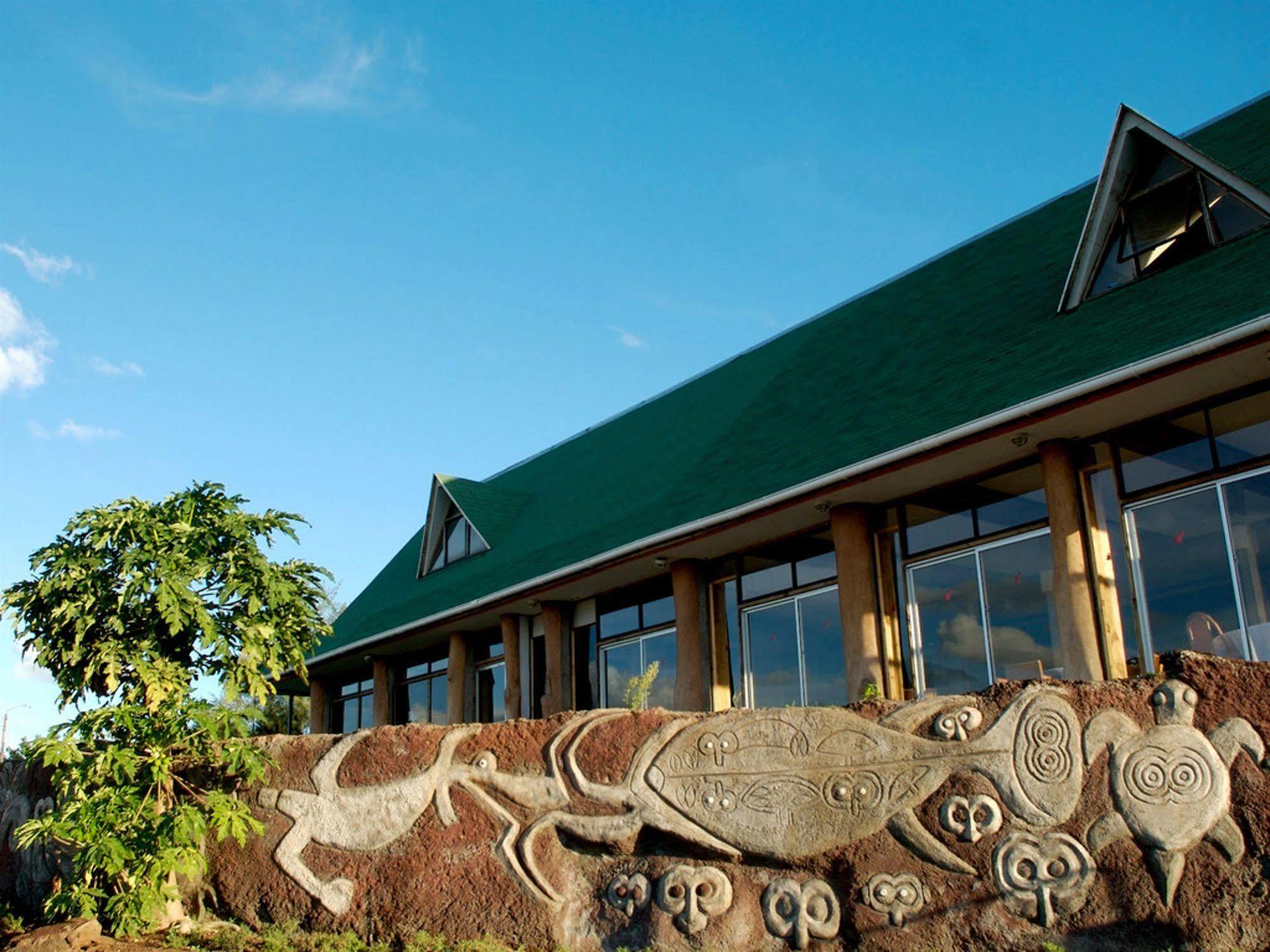 Tupa Hotel Hanga Roa Ngoại thất bức ảnh